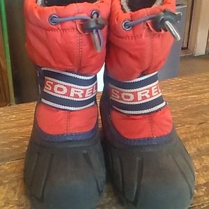 Sorel boy boots
